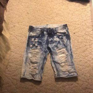 Trill nation shorts distressed size 32